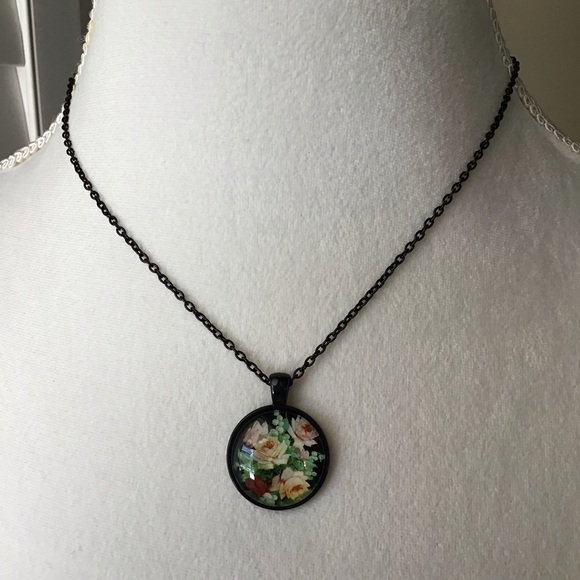 LAST 1! Black Floral Cabochon Pendant Necklace Romantic Cottagecore 18” Rose NEW - Picture 9 of 10